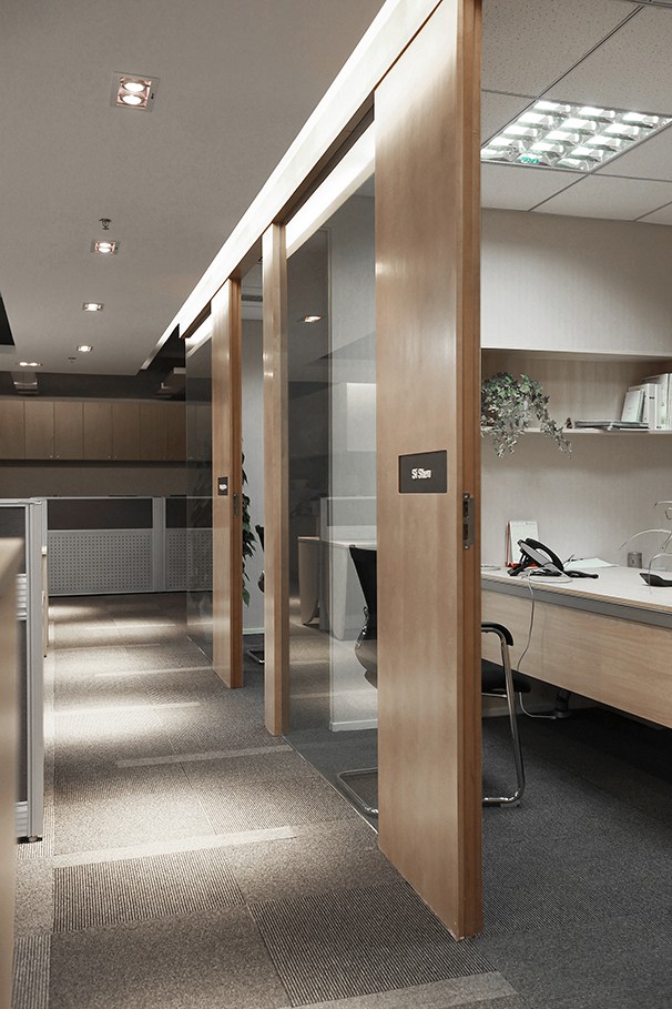 個人辦公室裝修設(shè)計實景圖