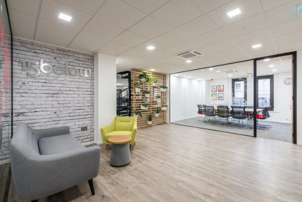 辦公室裝修風格體現行業類型