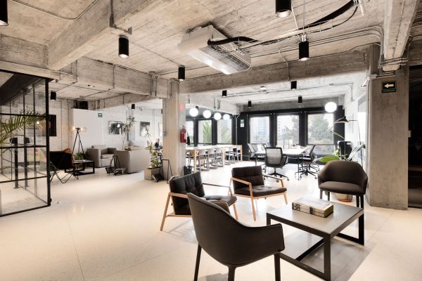 工業(yè)風(fēng)和北歐風(fēng)結(jié)合的辦公室設(shè)計