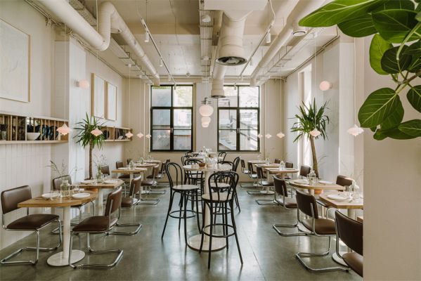 包豪斯設計下的現代風格的餐廳設計